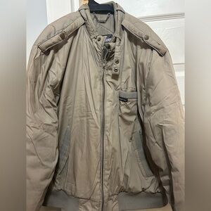 NEW: Member’s Only Men’s Jacket - Size 44 (Medium)